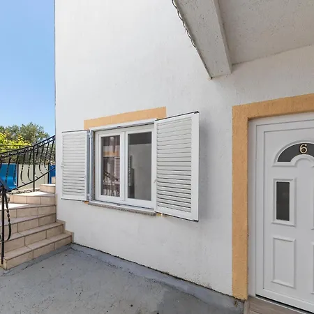 Two-bedroom In Okrug Gornji Appartement Trogir