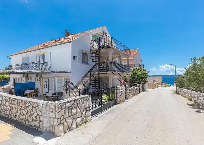 Appartement Two-bedroom In Okrug Gornji *